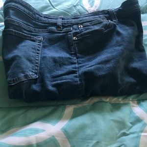 GAP Bermuda 9’ Shorts